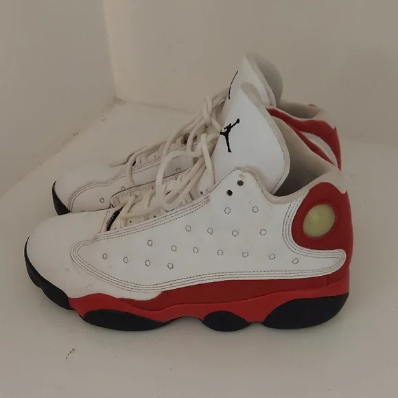 Jordan White and Red Sneakers Classic Mid-Top Design